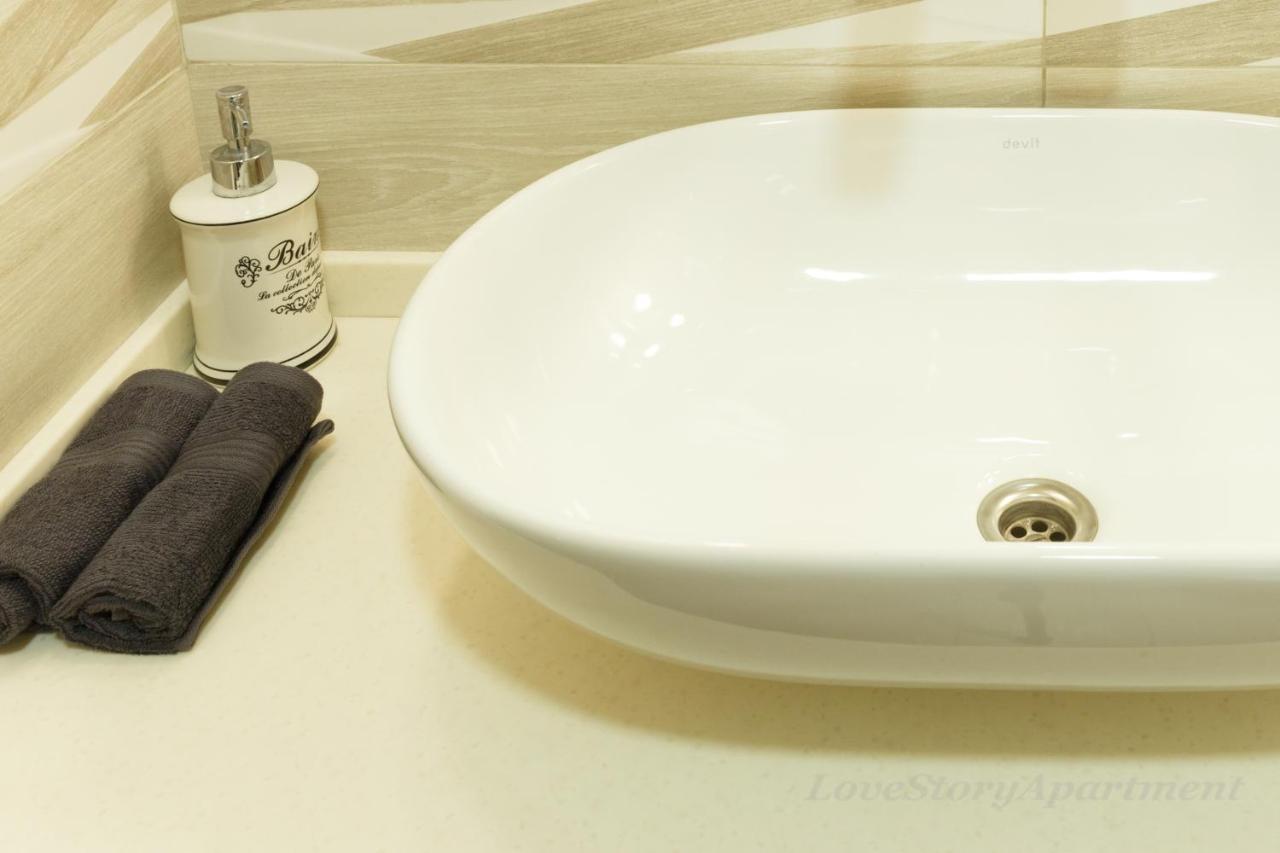Luxury Apartments «Love Story» อิวาโน-ฟรานกิฟสเก ภายนอก รูปภาพ