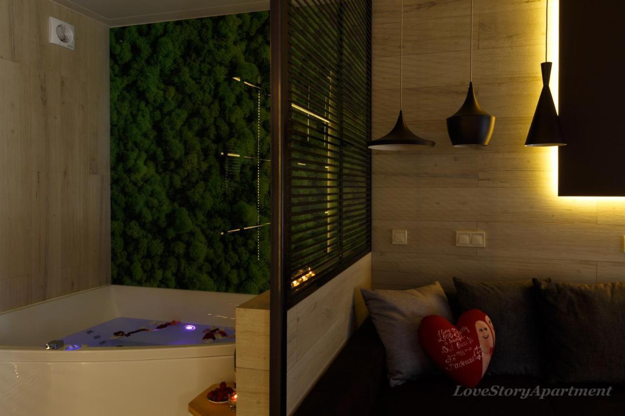 Luxury Apartments «Love Story» อิวาโน-ฟรานกิฟสเก ภายนอก รูปภาพ